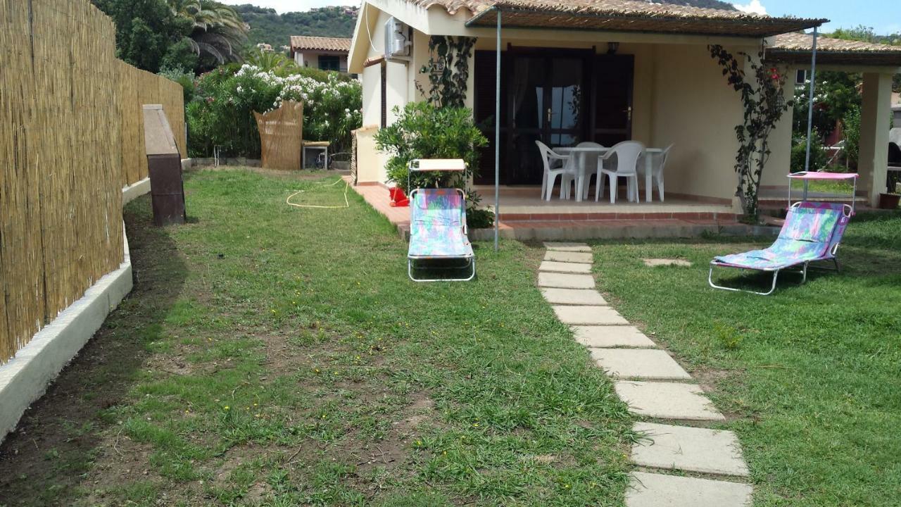 Ferienwohnung Bilocale In Centro Costa Rei Exterior foto